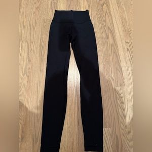 Lululemon Full Length Wunder Under Leggings, Black, size 2.